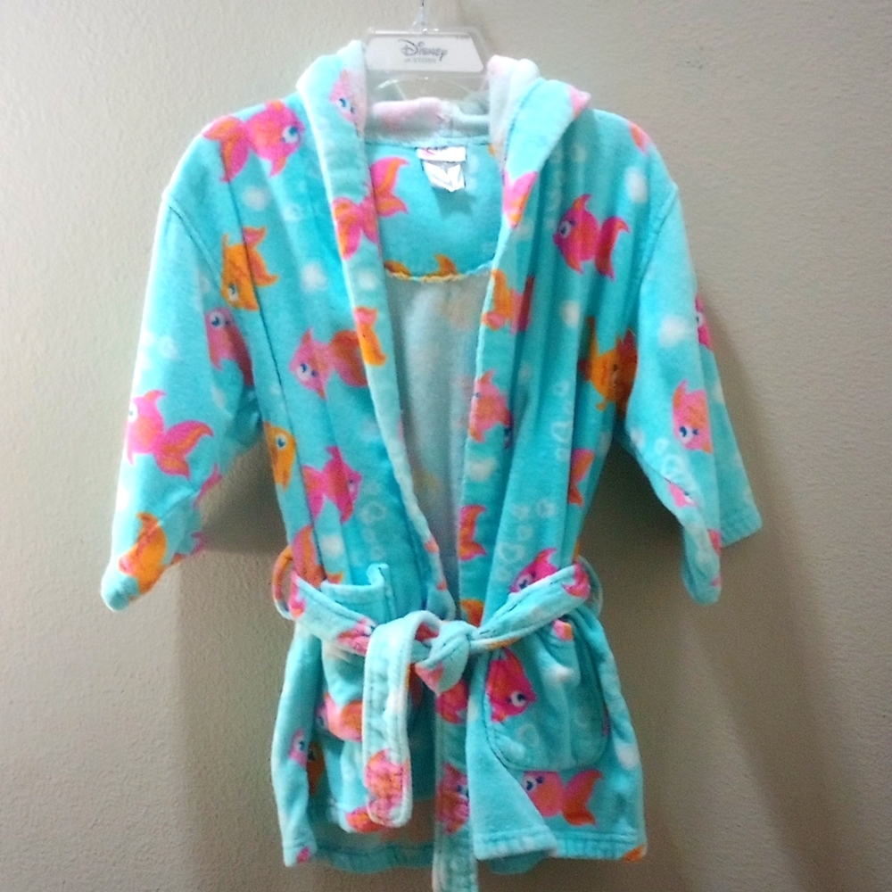 Price🔽St. Eve Swim Hooded Robe